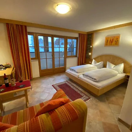 Gafluna Apartment *