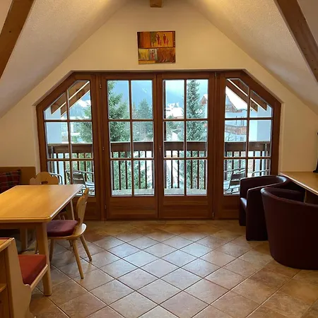 Apartment Gafluna *